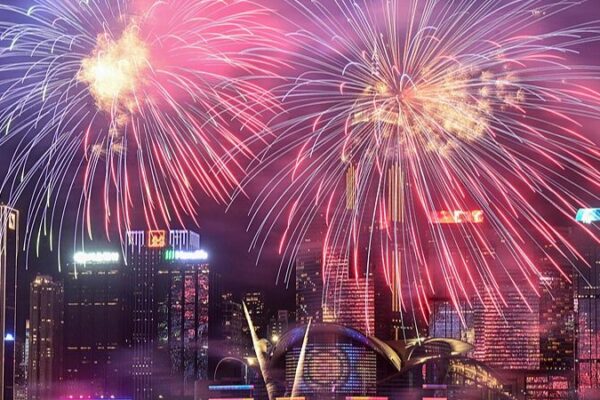 Hong Kong Rings in Chinese New Year with Stunning Fireworks Display Hong_Kong_Rings_in_Chinese_New_Year_with_Stunning_Fireworks_Display