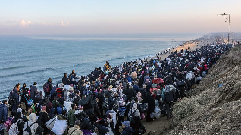 Israel_Permits_Gazans__Return_After_New_Hostage_Deal