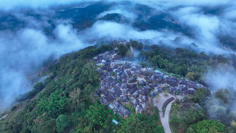 Journey_Through_China_s_Cultural_Gems__Tea__Bazaars__and_Artisan_Crafts - My Global News: Voices of a New Era Journey_Through_China_s_Cultural_Gems__Tea__Bazaars__and_Artisan_Crafts