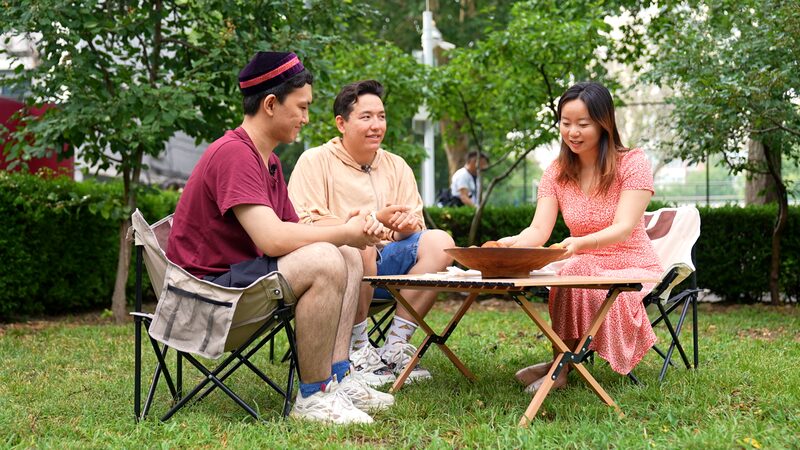 Kazakh_Students_Share_Home_Cooked_Flavors_in_Beijing video poster