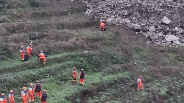 Landslide_in_Sichuan_Triggers_Major_Rescue_Effort__200_Evacuated