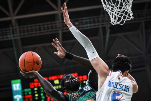 Liaoning_Flying_Leopards_Dominate_Fujian_Sturgeons_with_a_40_Point_Victory