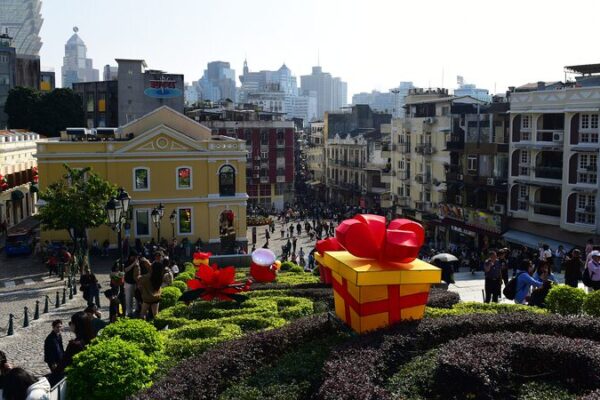 Macao_s_Economic_Revolution__Embracing_Innovation_and_Diversification