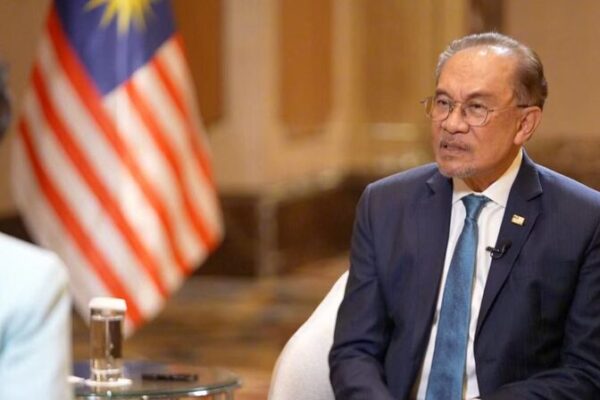 Malaysian PM Applauds China’s Efforts in Promoting Global Cultural Harmony Malaysian_PM_Applauds_China_s_Efforts_in_Promoting_Global_Cultural_Harmony video poster