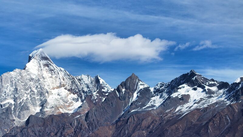 Mesmerizing_Hat_Shaped_Clouds_Capture_Global_Attention_poster - My Global News: Voices of a New Era Mesmerizing_Hat_Shaped_Clouds_Capture_Global_Attention video poster