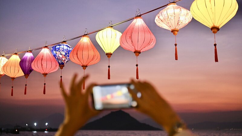 Mid_Autumn_Festival_2022__Traditions_Meet_Modern_Celebrations_poster - My Global News: Voices of a New Era Mid_Autumn_Festival_2022__Traditions_Meet_Modern_Celebrations video poster