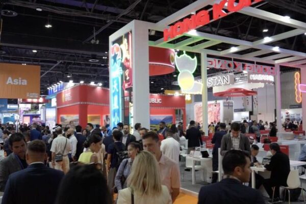 Middle_East_Tourism_Soars_22__in_2023_Amid_Geopolitical_Challenges