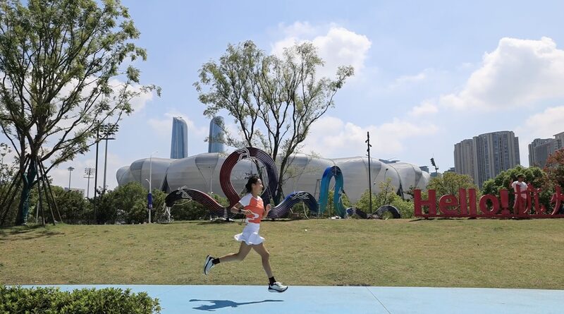 Morning Runs: Finding Tranquility and Vitality in Hangzhou Morning_Runs__Finding_Tranquility_and_Vitality_in_Hangzhou video poster
