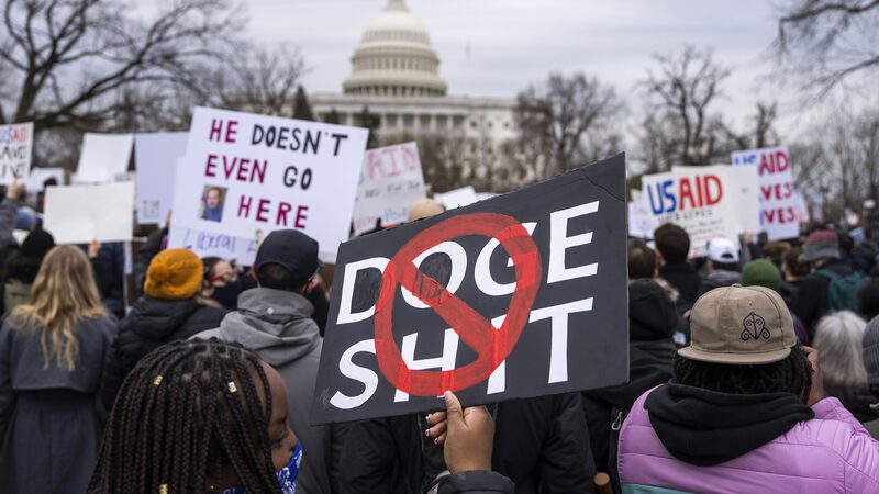 Musk_s_DOGE_Team_Faces_Split_Rulings_in_U_S__Court_Battle