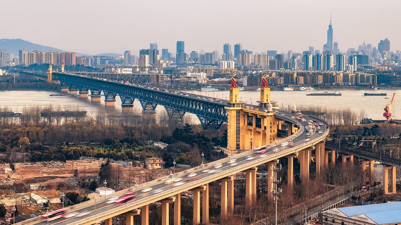 Nanjing Yangtze Bridge: China’s First Double-Decked Landmark Nanjing_Yangtze_Bridge__China_s_First_Double_Decked_Landmark video poster