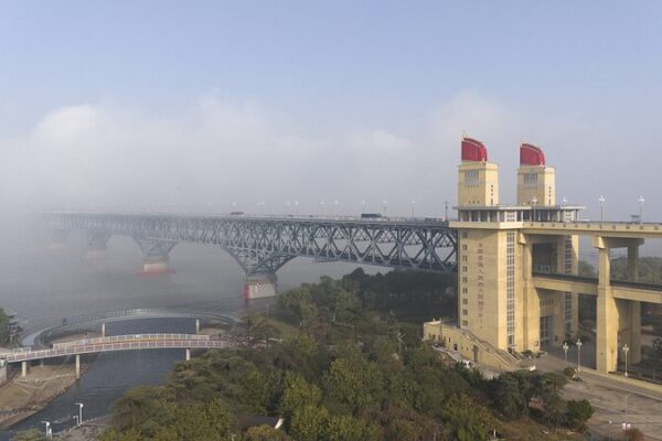 Nanjing Yangtze River Bridge: China’s Pioneering Double-Deck Engineering Marvel Nanjing_Yangtze_River_Bridge__China_s_Pioneering_Double_Deck_Engineering_Marvel video poster
