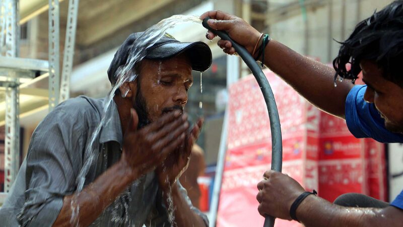 Pakistan_s_Sindh_Province_Soars_to_52_C_Amid_Intense_Heat_Wave