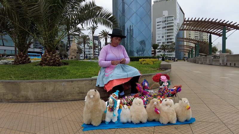 Peru_s_Alpacas__Weaving_Culture_and_Economy_Together_poster-1 - My Global News: Voices of a New Era Peru_s_Alpacas__Weaving_Culture_and_Economy_Together video poster