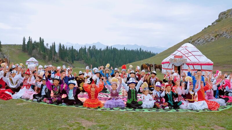 Preserving_Heritage__The_Inheritors_of_the_Epic_of_Manas_in_Xinjiang video poster