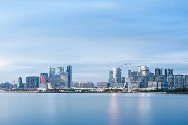 Qianhai District Drives Growth in Greater Bay Area Qianhai_District_Drives_Growth_in_Greater_Bay_Area video poster