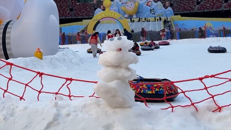 Rachel_Creates_Winter_Magic_at_Bird_s_Nest_Snowman_Challenge_for_2025_Asian_Winter_Games video poster