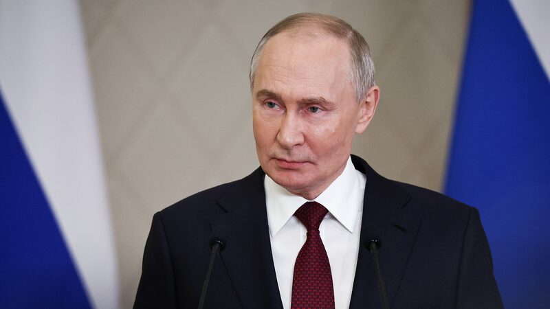 Russia_Launches_Massive_Attack_on_Ukraine_in_Retaliation_to_ATACMS_Strikes