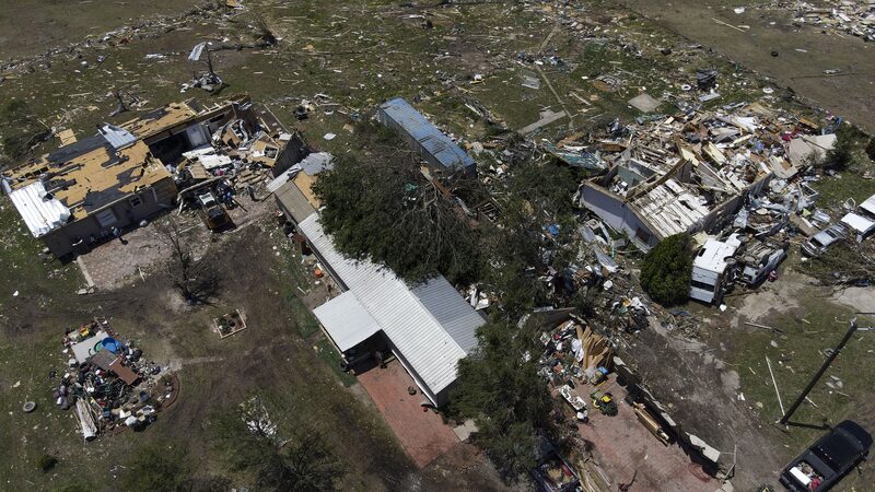 Severe_Storms_and_Tornadoes_Kill_18_Across_Central_USA - My Global News: Voices of a New Era Severe_Storms_and_Tornadoes_Kill_18_Across_Central_USA
