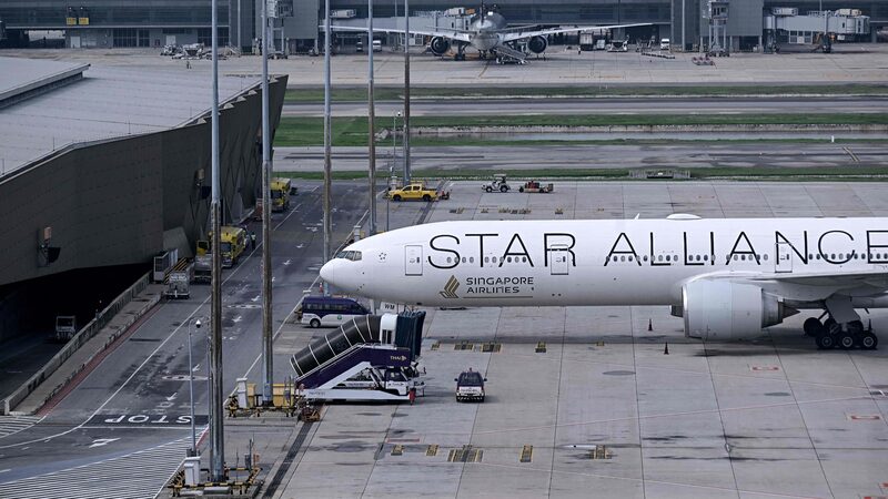 Severe_Turbulence_on_Singapore_Airlines_Flight_Causes_Fatality_and_Multiple_Injuries