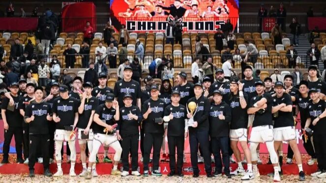 Shanghai_Sharks_Win_Historic_CBA_Club_Cup__Bledsoe_Named_MVP