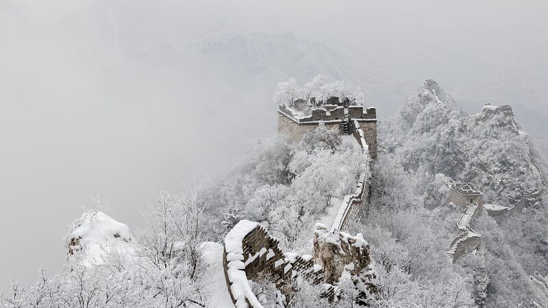 Snow_Cloaks_Beijing_s_Majestic_Jiankou_Great_Wall_in_Winter_Wonderland