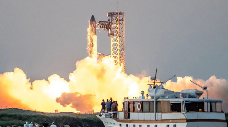 SpaceX’s Starship Booster Successfully Caught by Mechanical ‘Chopsticks’ SpaceX_s_Starship_Booster_Successfully_Caught_by_Mechanical__Chopsticks_ video poster