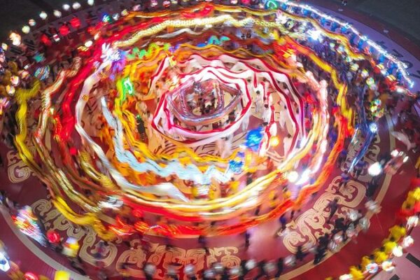 Spectacular Lantern Fair Lights Up Hunan with Dragon and Lion Dances Spectacular_Lantern_Fair_Lights_Up_Hunan_with_Dragon_and_Lion_Dances