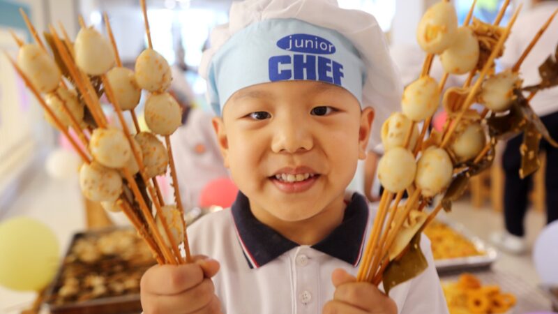 Suzhou_Kindergarten_Celebrates_Children_s_Day_with_Vibrant_Campus_Food_Festival