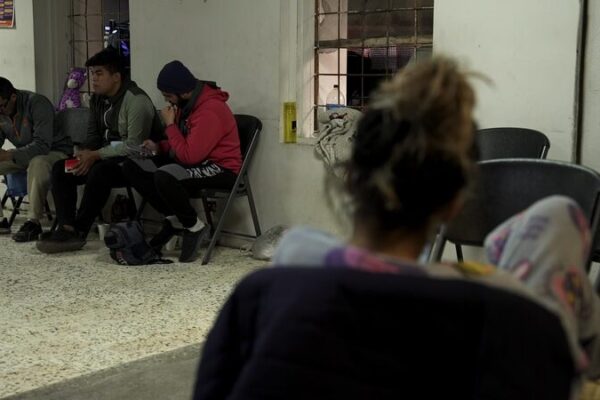 Thousands_of_Migrants_Await_Uncertain_Futures_in_Mexican_Shelters video poster