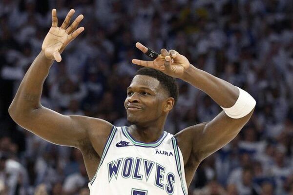 Timberwolves_Dominate_Nuggets_with_Record_Breaking_115_70_Playoff_Win