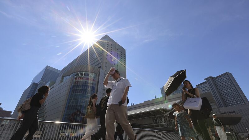 Tokyo Hospitals See Surge with Over 80 Heat Stroke Cases Amid Extreme Heat Tokyo_Hospitals_See_Surge_with_Over_80_Heat_Stroke_Cases_Amid_Extreme_Heat