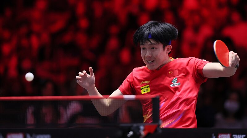 Top Chinese Paddlers Advance at Singapore Smash Tournament Top_Chinese_Paddlers_Advance_at_Singapore_Smash_Tournament