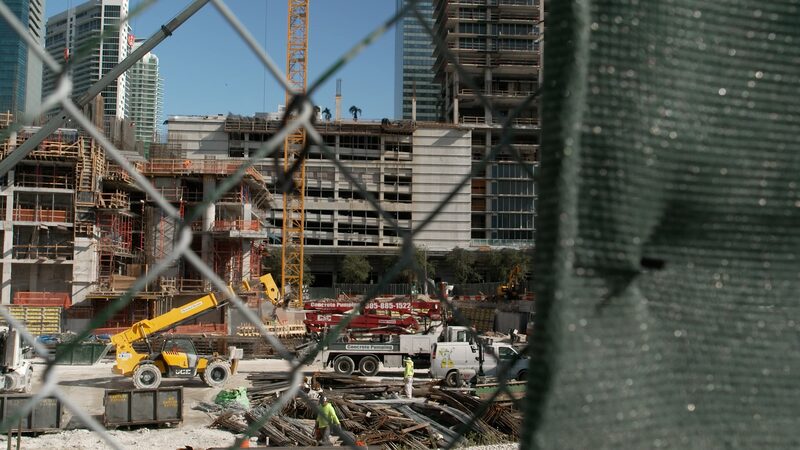 Trump_s_Deportation_Plan_Threatens_U_S__Construction_Sector_poster - My Global News: Voices of a New Era Trump_s_Deportation_Plan_Threatens_U_S__Construction_Sector video poster