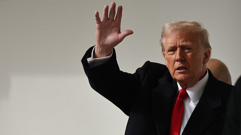 Trump_s_New_External_Revenue_Service_Criticized_for_Potential_Tax_Burden