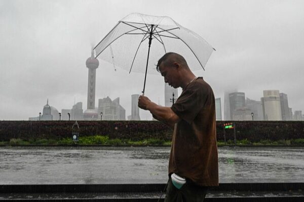 Typhoon Bebinca Shatters Records as It Hits Shanghai Typhoon_Bebinca_Shatters_Records_as_It_Hits_Shanghai