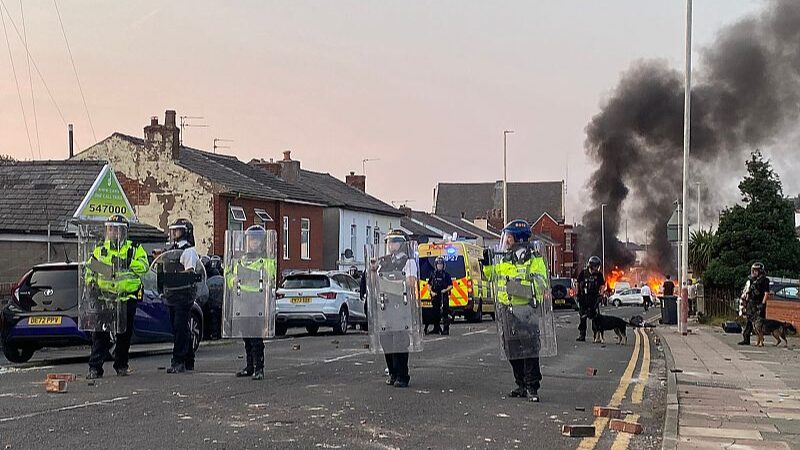 UK_Race_Riots_Unpacked__Media_s_Role_and_Deep_Rooted_Tensions - My Global News: Voices of a New Era UK_Race_Riots_Unpacked__Media_s_Role_and_Deep_Rooted_Tensions