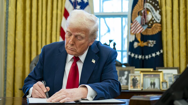US_GDP_Slows_as_Trump_Tariffs_Loom__Europe_Stagnates_Amid_China_s_Surge