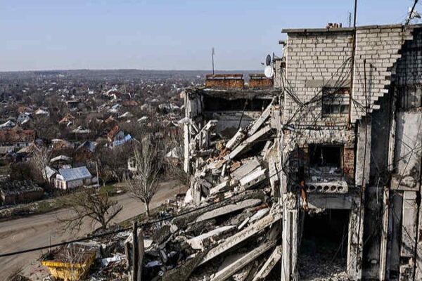 US and Russia Forge Path to Resolve Ukraine Conflict in Saudi Talks US_and_Russia_Forge_Path_to_Resolve_Ukraine_Conflict_in_Saudi_Talks