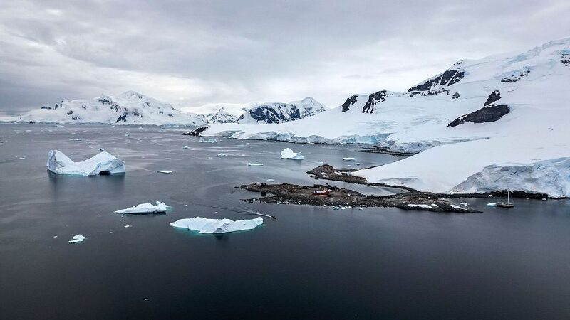 Unprecedented_Rainfall_in_Antarctica__A_Climate_Change_Signal_