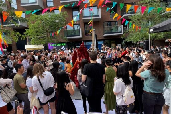 Vibrant_Yunnan_Cultural_Festival_Lights_Up_London_Streets video poster