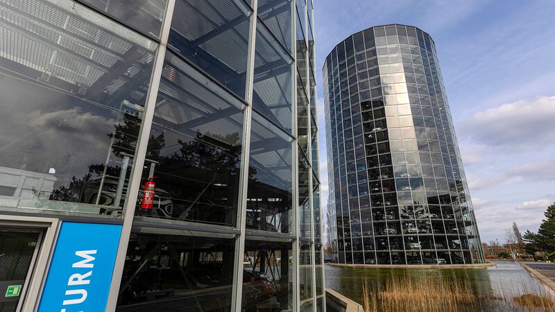 Volkswagen_Mulls_German_Plant_Closures_Amid_Rising_Cost_Pressures