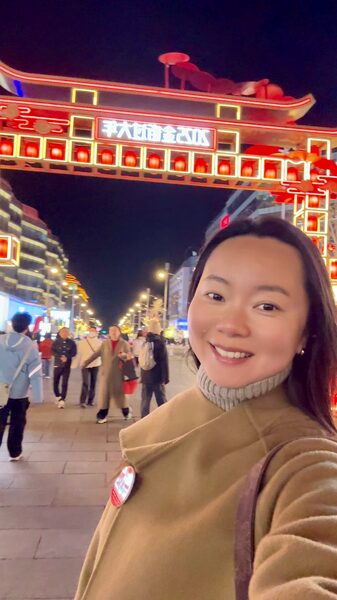 Wangfujing__Where_Modern_Retail_Meets_Beijing_s_Rich_Heritage video poster