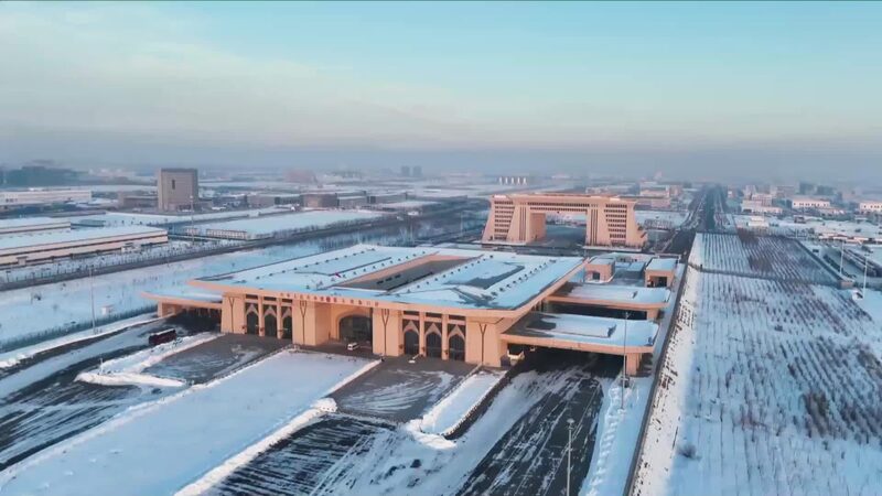 Winter Wonderland: Discover Khorgos’ Stunning Scenery in Xinjiang Winter_Wonderland__Discover_Khorgos__Stunning_Scenery_in_Xinjiang video poster