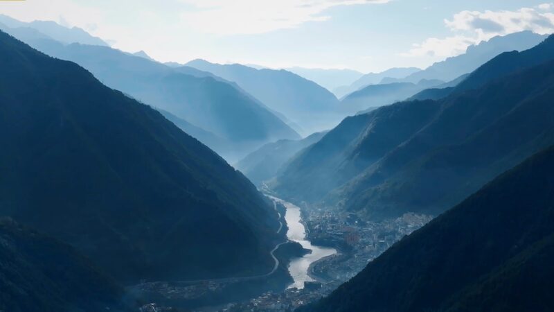 Yunnan Province Leads Green Development with 55% Forest Cover in 2023 Yunnan_Province_Leads_Green_Development_with_55__Forest_Cover_in_2023
