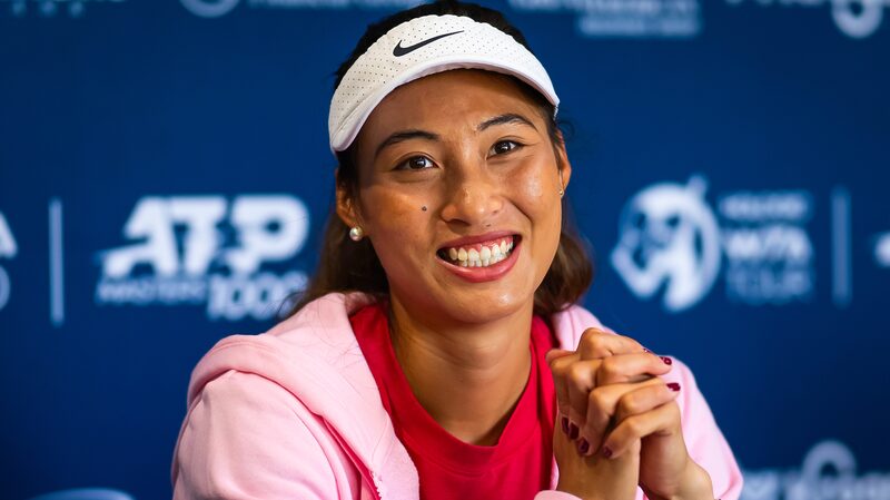 Zheng Qinwen Overcomes Health Hurdles in Race for Cincinnati Open Victory Zheng_Qinwen_Overcomes_Health_Hurdles_in_Race_for_Cincinnati_Open_Victory