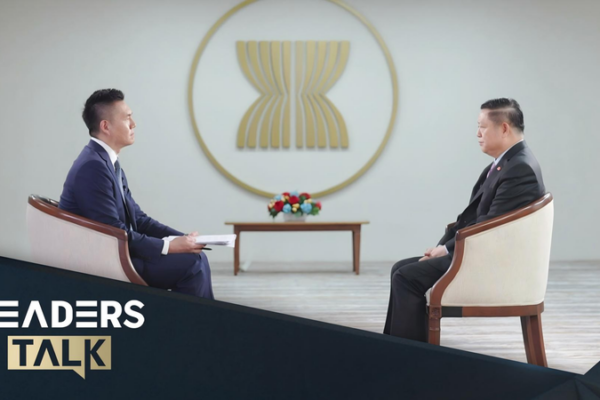 ASEAN_Trade_Dynamics__Exclusive_Insights_from_Kao_Kim_Hourn video poster