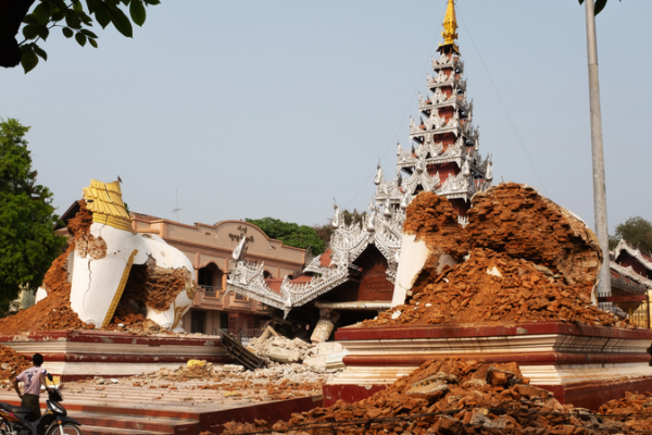 Aftershocks Shake Myanmar After 7.7 Quake Aftershocks_Shake_Myanmar_After_7_7_Quake