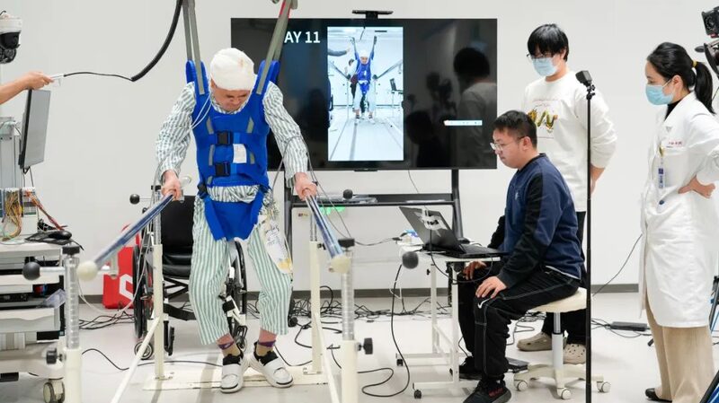 Breakthrough_Brain_Spine_Surgery_in_China_Restores_Mobility_to_Paralyzed_Patient