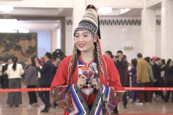 CPPCC Member Yang Yuni Shares Special Gift and Vision for Rural Development CPPCC_Member_Yang_Yuni_Shares_Special_Gift_and_Vision_for_Rural_Development video poster