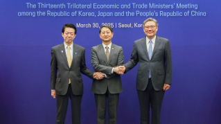 China__Japan__South_Korea_Boost_Trade_Cooperation_for_Global_Growth